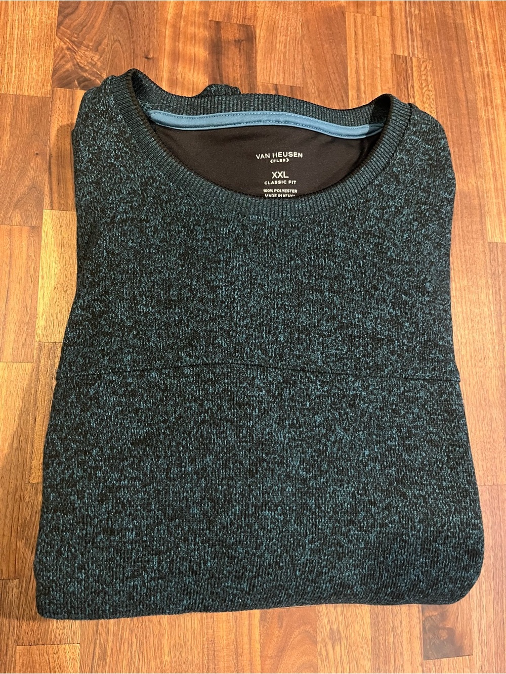 Van Heusen Men’s Heathered Navy and Black Crewneck Sweater
